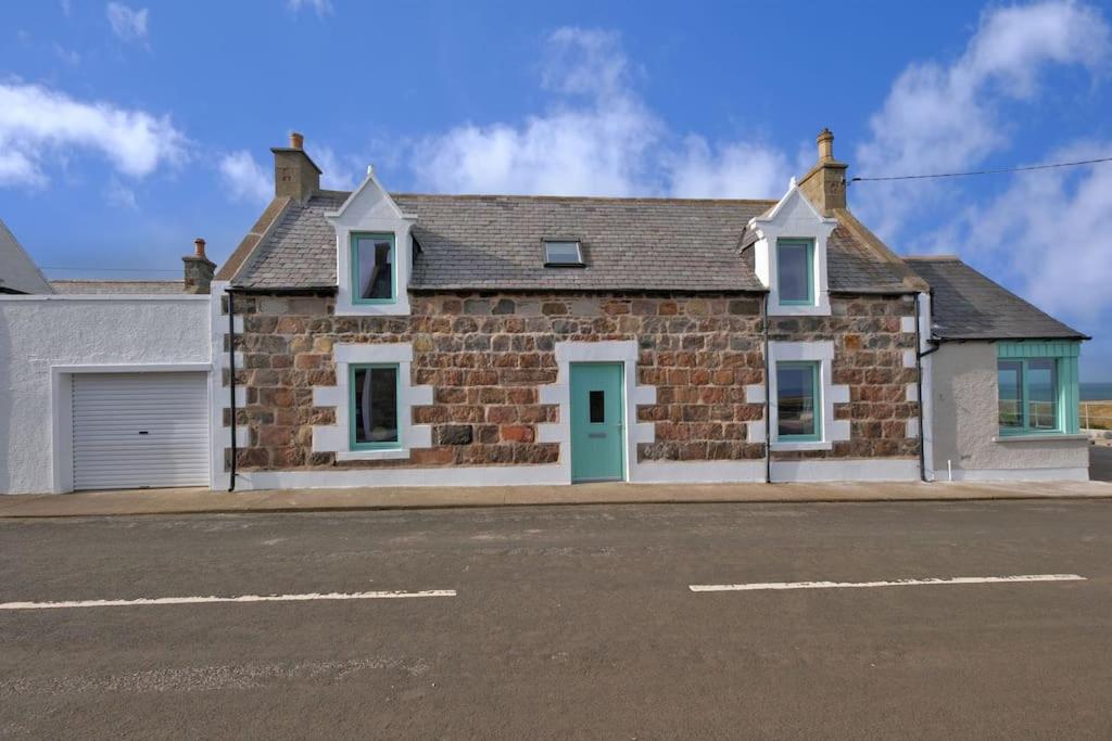 Cliff Top Cottage With Sea Views Portknockie Экстерьер фото