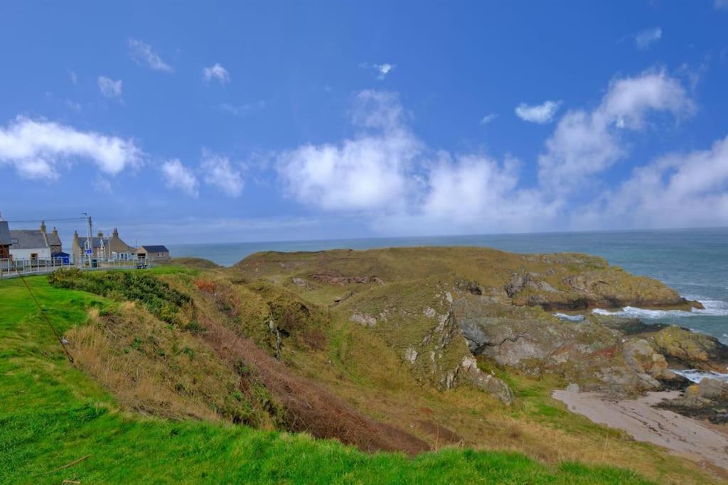 Cliff Top Cottage With Sea Views Portknockie Экстерьер фото